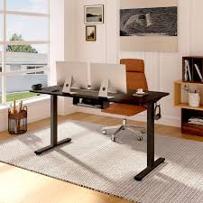 How Adjustable Desks Help in Fixing Forward Posture