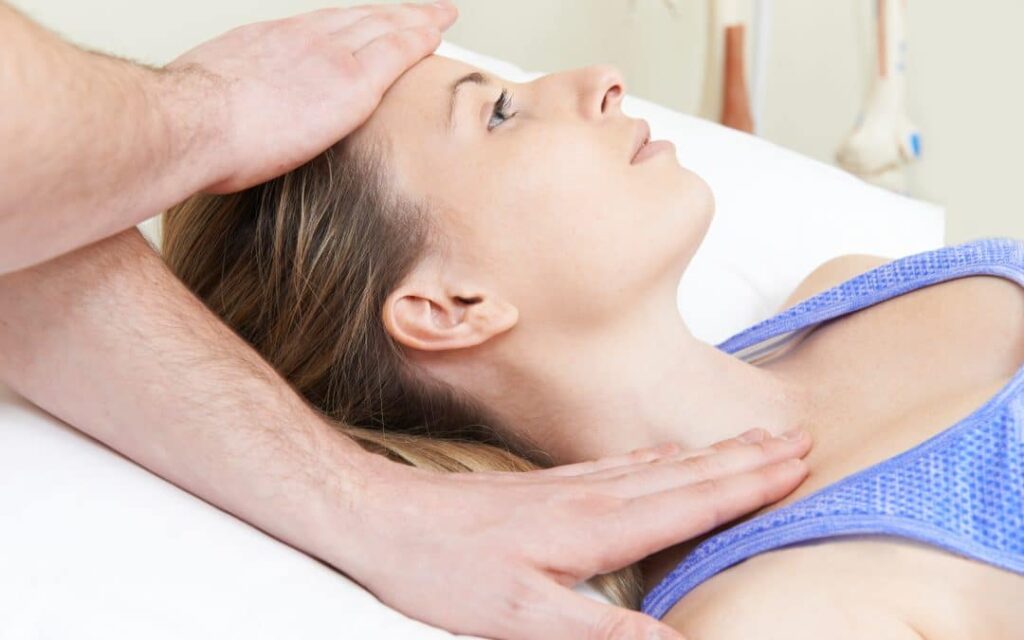 How Osteopathic Techniques Relieve Muscle Tension in the Neck